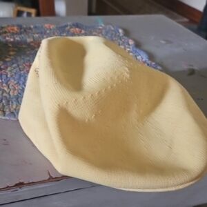 Vintage golf news hat